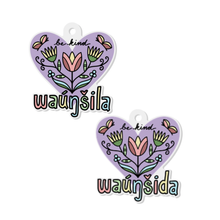 Load image into Gallery viewer, Waúŋšida / Waúŋšila | Be Kind - Acrylic Keychain
